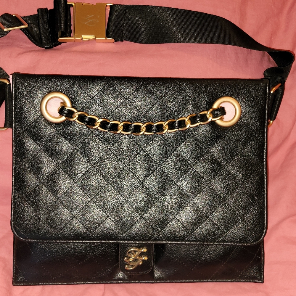 TooFaced Exclusive Makeup Artist Brush Belt